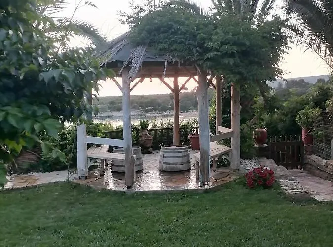 Dionisis Апартаменты *