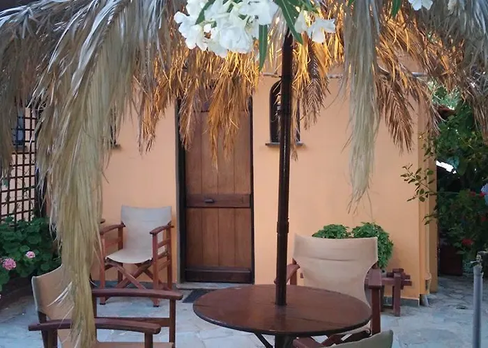 Dionisis Апартаменты